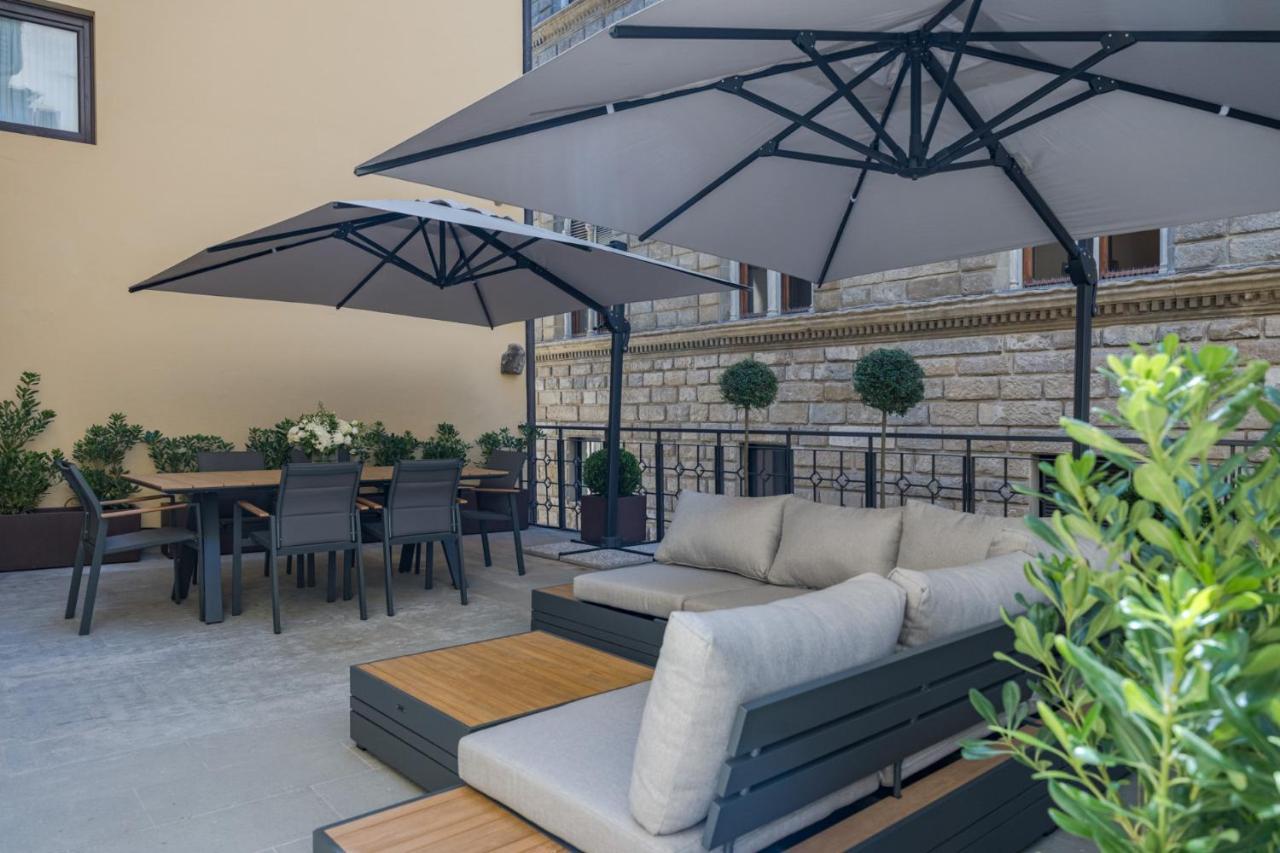 - Palazzo Signoria Luxury 1-biancone Apartment Florence