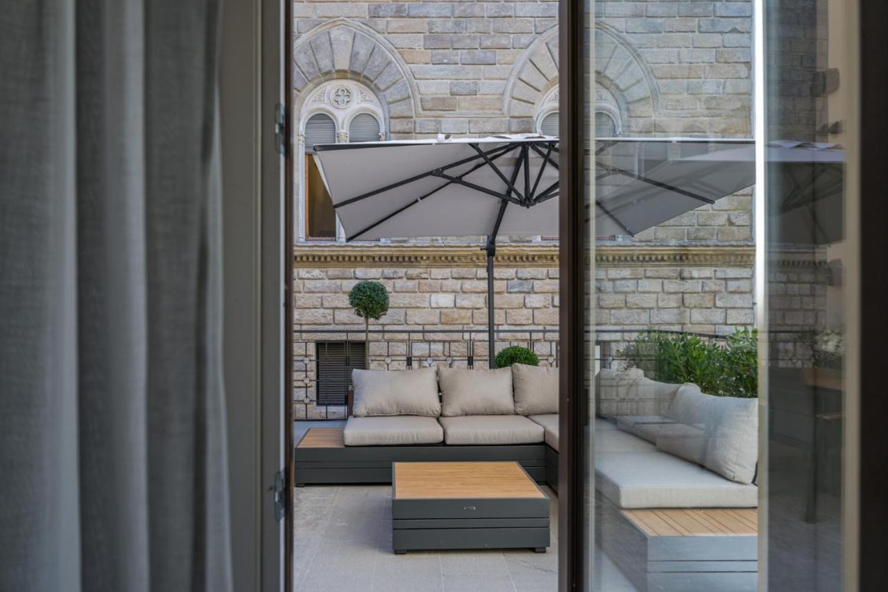 - Palazzo Signoria Luxury 1-biancone Apartment *